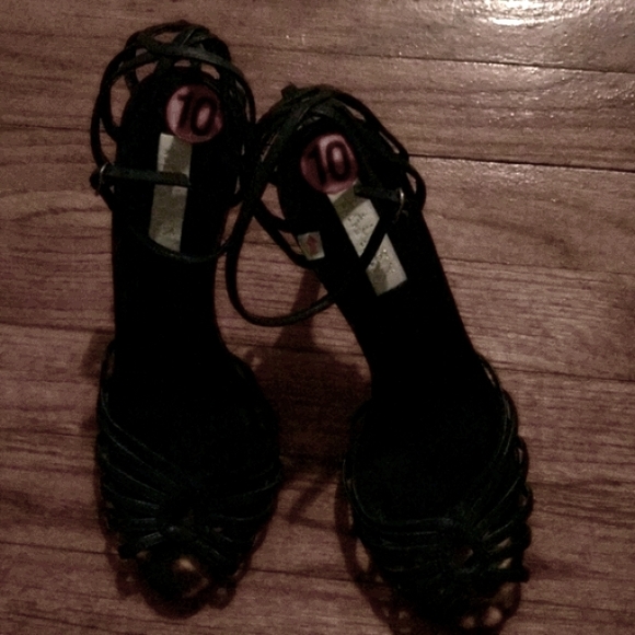Ralph Lauren Shoes - Ralph Lauren Sanders Size 10 B